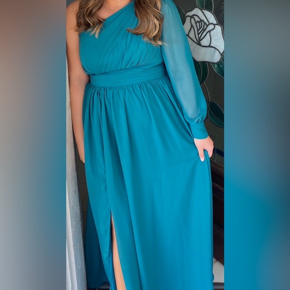 edge formals dresses Buy Elira Dress & Add Modern Edge & Timeless Elegance AS Pic / 8 main image 1
